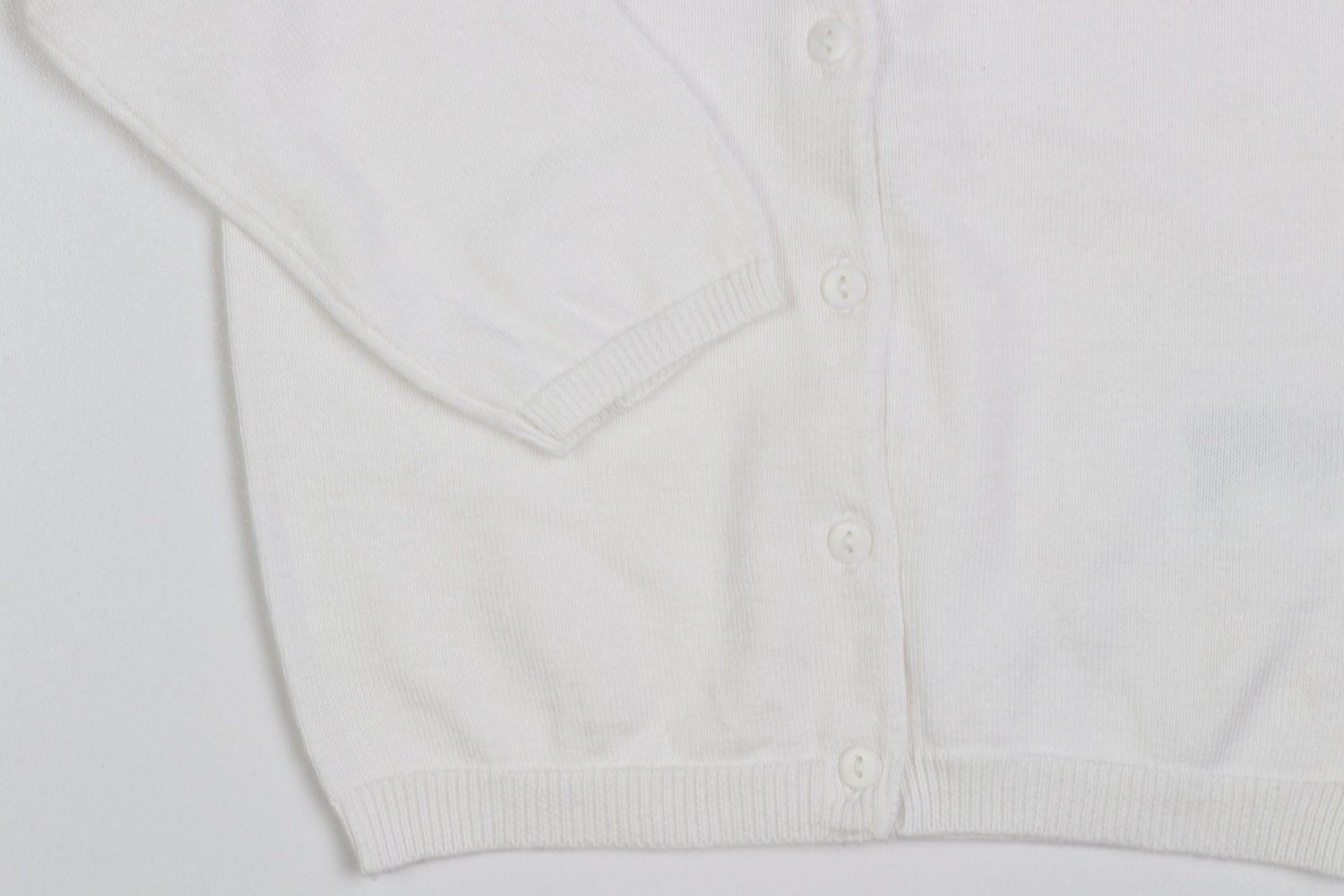 سویشرت بافت H&M مدل دکمه دار سفید
